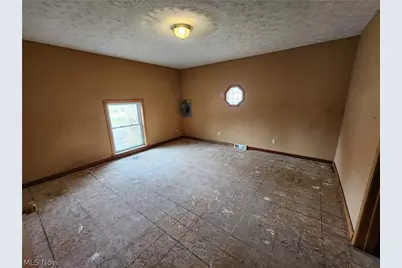 429 Comstock Street NW, Warren, OH 44483 - Photo 12