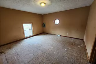 429 Comstock St NW, Warren, OH 44483 - Photo 12