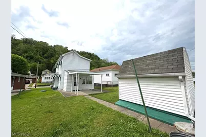 446 Sinclair Avenue, Yorkville, OH 43971 - Photo 6