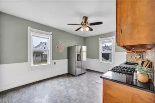 3062 W 51st St, Loveland, OH 44102 - Photo 8