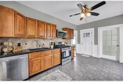 3062 W 51st Street, Loveland, OH 44102 - Photo 6