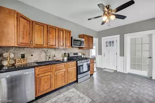 3062 W 51st St, Loveland, OH 44102 - Photo 6