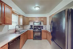 2574 South St, Lakemore, OH 44250 - Photo 12