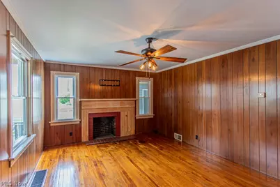 294 West Street, East Palestine, OH 44413 - Photo 4