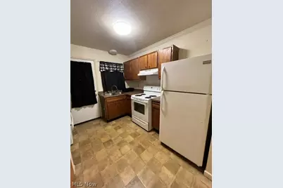 180 Ohio Avenue #2, Salem, OH 44460 - Photo 6
