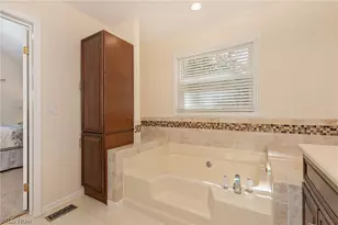 5766 Green Cir, Willoughby, OH 44094 - Photo 26