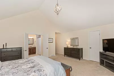 5766 Green Circle, Willoughby, OH 44094 - Photo 24