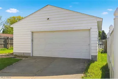 643 Stevenson Avenue, Akron, OH 44312 - Photo 16