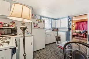 643 Stevenson Ave, Akron, OH 44312 - Photo 8