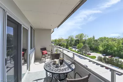 12900 Lake Avenue #615, Oakwood, OH 44107 - Photo 2
