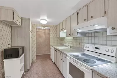 4849 Grace Road #122, North Olmsted, OH 44070 - Photo 12