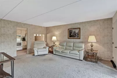 4849 Grace Road #122, North Olmsted, OH 44070 - Photo 6