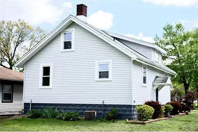 664 Tenney Avenue, Campbell, OH 44405 - Photo 4