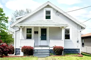 664 Tenney Ave, Campbell, OH 44405 - Photo 2