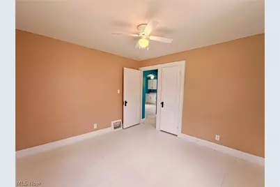 664 Tenney Avenue, Campbell, OH 44405 - Photo 18