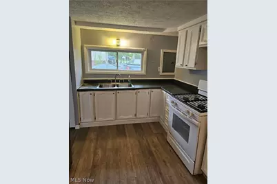 1424 4th Street, Lakemore, OH 44250 - Photo 16