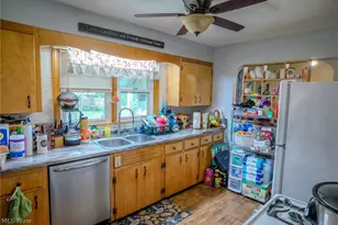 3304 4th Ave, Vienna, WV 26105 - Photo 10