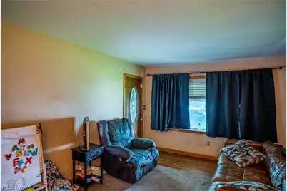3304 4th Avenue, Vienna, WV 26105 - Photo 4