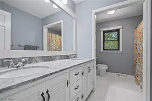 379 Nob Hill Dr, Akron, OH 44303 - Photo 22