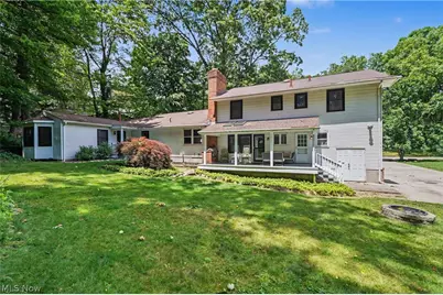 379 Nob Hill Drive, Akron, OH 44303 - Photo 36