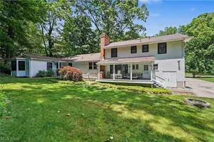 379 Nob Hill Dr, Akron, OH 44303 - Photo 36