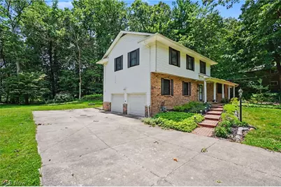 379 Nob Hill Drive, Akron, OH 44303 - Photo 38