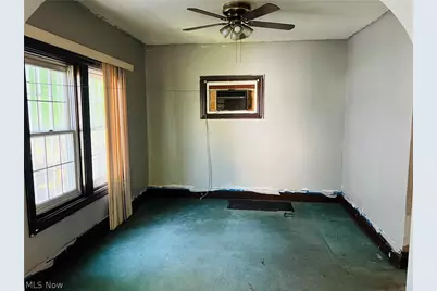 521 Elbon Avenue, Akron, OH 44306 - Photo 8