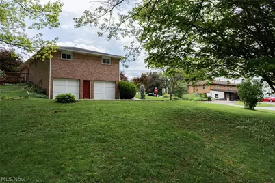 325 Faircrest Street SW, Canton, OH 44706 - Photo 4