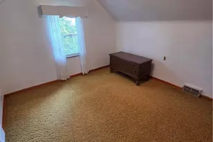 131 St Ann Way, Weirton, WV 26062 - Photo 8