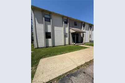 1060 Brandywine Boulevard #E, Zanesville, OH 43701 - Photo 1