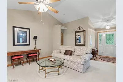 3671 White Oak Drive, Norton, OH 44203 - Photo 4