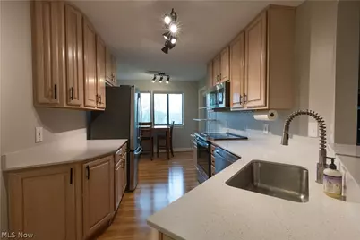 3800 Rosemont Boulevard, Fairlawn, OH 44333 - Photo 2