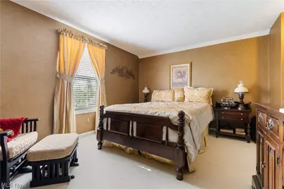 1702 Southpointe Circle NE, Canton, OH 44714 - Photo 16