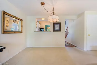 1702 Southpointe Circle NE, Canton, OH 44714 - Photo 10