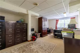 1702 Southpointe Cir NE, Canton, OH 44714 - Photo 32