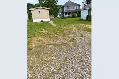 215 Sheldon Avenue, Marietta, OH 45750 - Photo 2