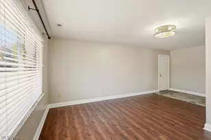 1737 Highbridge Rd, Cuyahoga Falls, OH 44223 - Photo 20