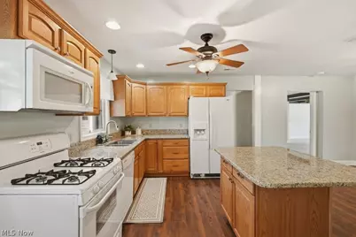 1737 Highbridge Road, Cuyahoga Falls, OH 44223 - Photo 14
