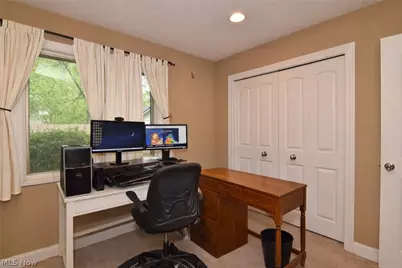 10797 Meadowgrass Road, Strongsville, OH 44149 - Photo 32