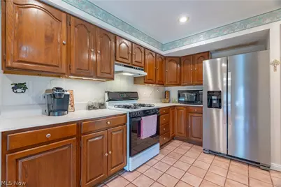 3445 Cornwall Drive, Canton, OH 44708 - Photo 10