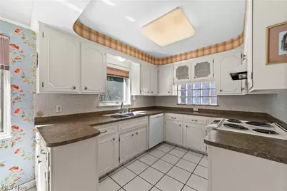 4450 Churchill Boulevard, Loveland, OH 44118 - Photo 20