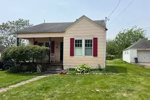235 Hill Ave, Parkersburg, WV 26101 - Photo 2