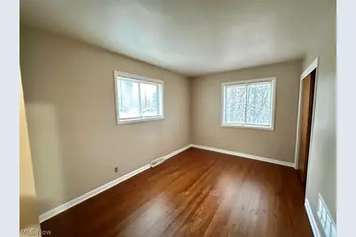 469 Kathleen Street, Akron, OH 44303 - Photo 6
