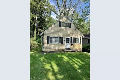 469 Kathleen Street, Akron, OH 44303 - Photo 2
