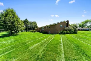 49325 S Park Cir, East Liverpool, OH 43920 - Photo 24