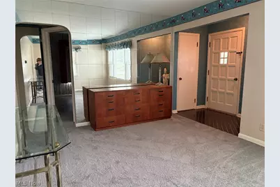59 S Pershing Avenue, Akron, OH 44313 - Photo 6