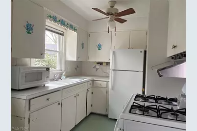 59 S Pershing Avenue, Akron, OH 44313 - Photo 14
