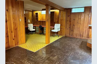 59 S Pershing Avenue, Akron, OH 44313 - Photo 18