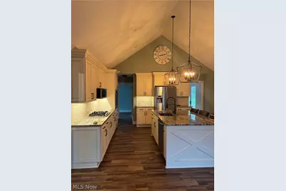 7050 Wilson Mills Road, Chesterland, OH 44026 - Photo 12