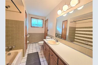 1423 Roanoke Drive, Parma, OH 44134 - Photo 24